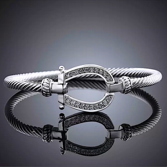 - Horseshoe Sterling Silver Zircon Bangle Bracelet - Picture 2 of 9